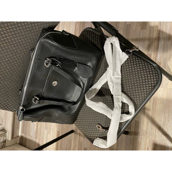 New Coach black handbag crossbody strap - Picture 3 of 12